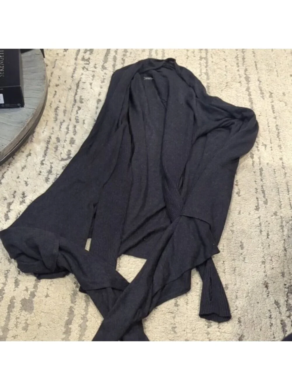 Lululemon Universal Wrap Black
